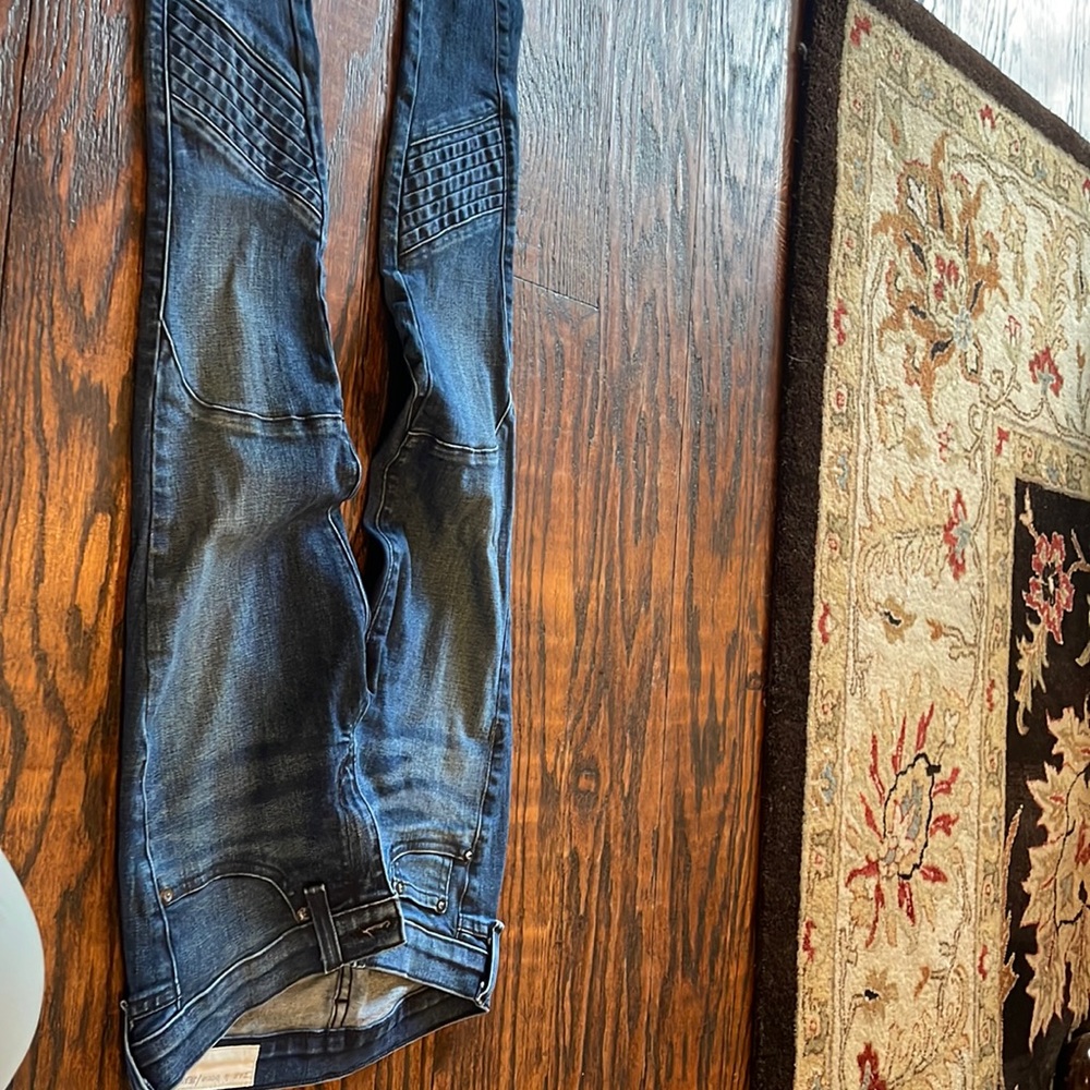 Rag n bone size 26 skinny jeans
